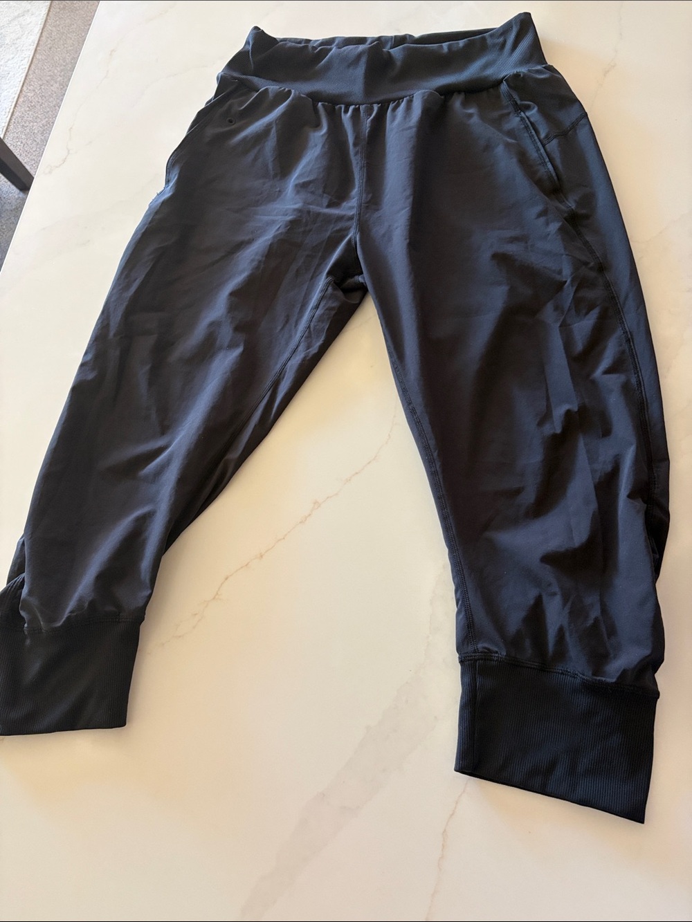 Zella Black Active Capri joggers